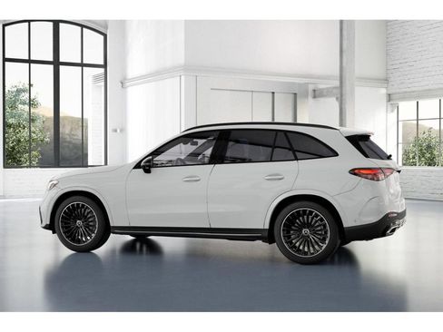 New 2026 Mercedes-Benz GLC 300 image 32