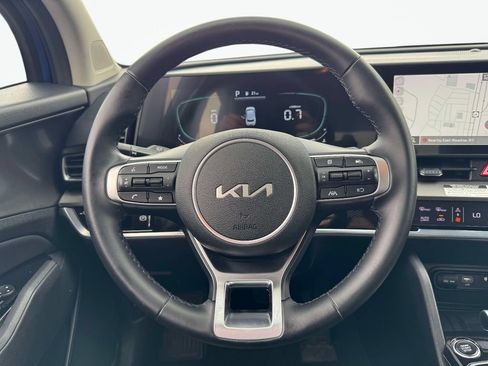 Used 2023 Kia Sportage EX FWD image 15