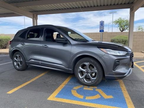 Used 2024 Ford Escape ST-Line image 4