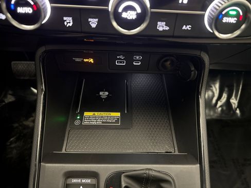 Used 2025 Honda CR-V EX-L image 16