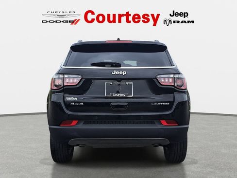 Certified 2024 Jeep Compass Limited AWD/4WD image 5