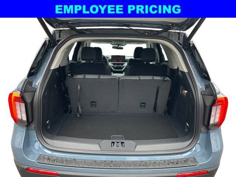 New 2026 Ford Explorer Active AWD/4WD image 5
