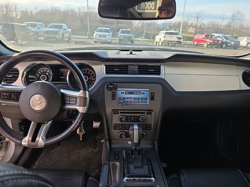 Used 2013 Ford Mustang GT Premium image 7