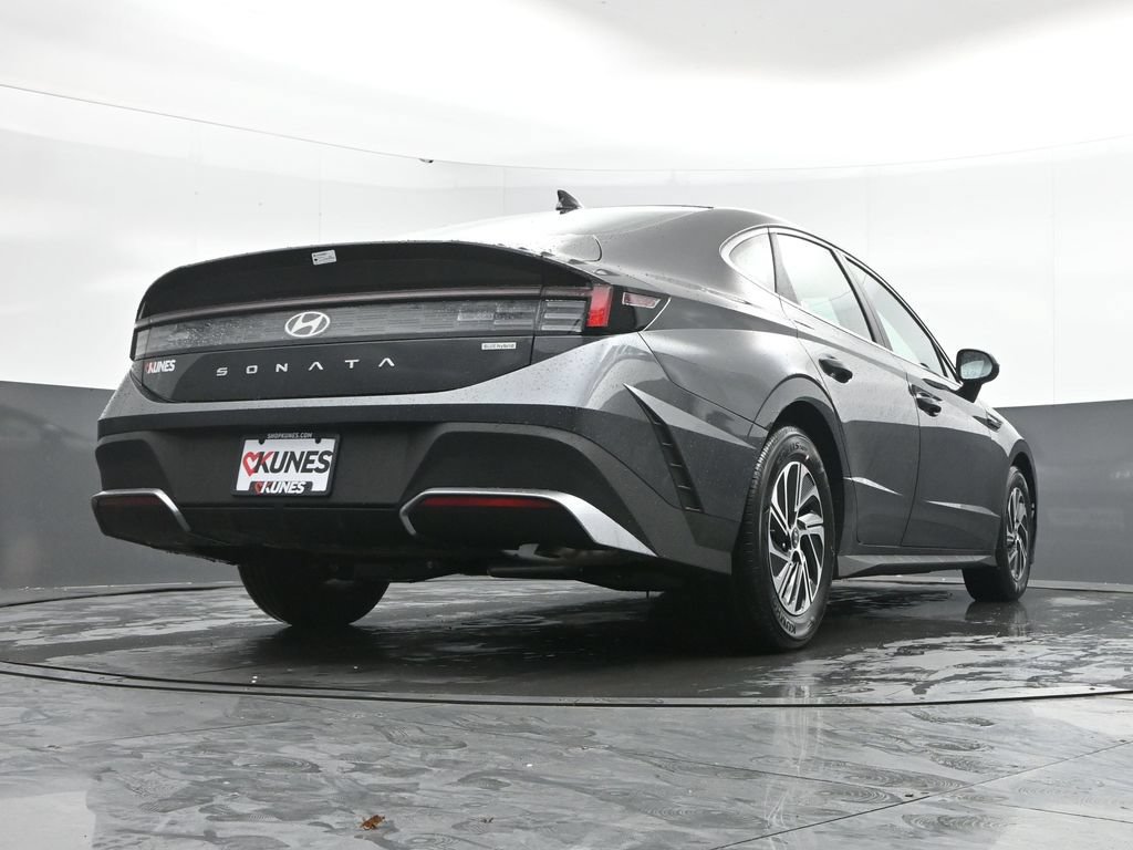 New 2026 Hyundai Sonata Blue FWD image 40
