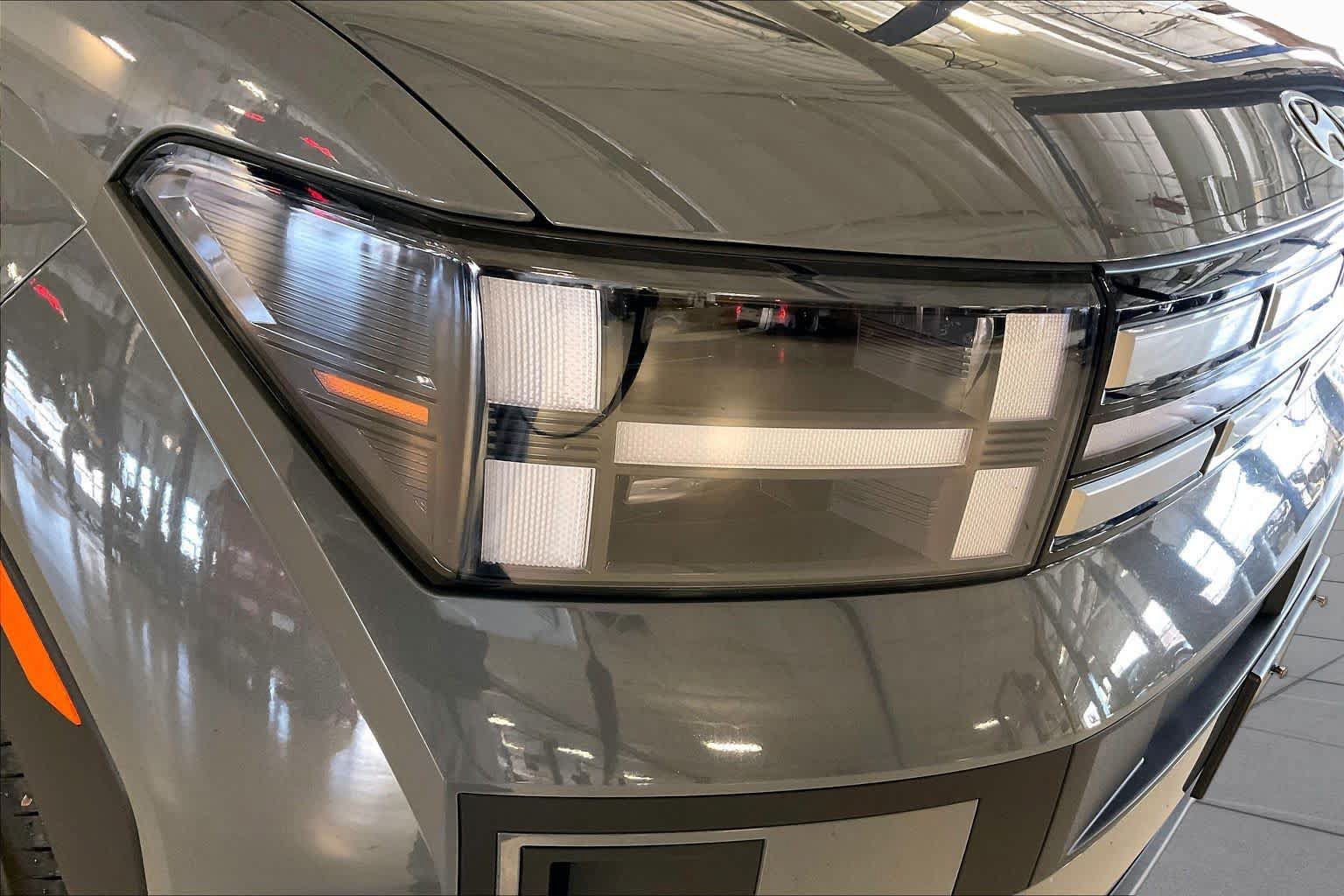 Used 2026 Hyundai Santa Fe SEL AWD/4WD image 24