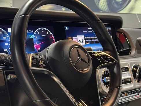 Used 2025 Mercedes-Benz G 550 w/ Exclusive Interior Package image 35