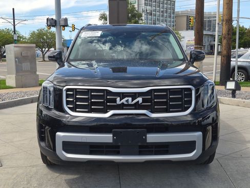 Used 2025 Kia Telluride S AWD/4WD image 11