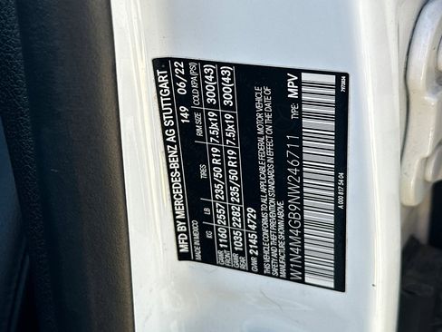 Used 2022 Mercedes-Benz GLB 250 image 29