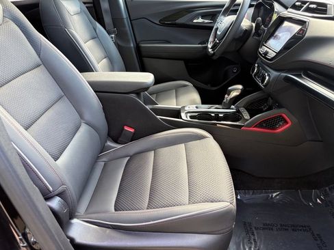 Used 2022 Chevrolet TrailBlazer RS w/ Sun and Liftgate Package AWD/4WD image 33