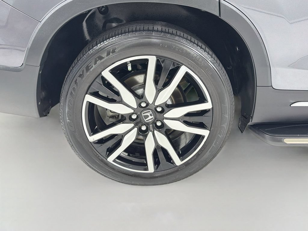 Used 2019 Honda Pilot Elite image 37
