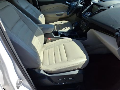Used 2017 Ford Escape Titanium AWD/4WD image 8