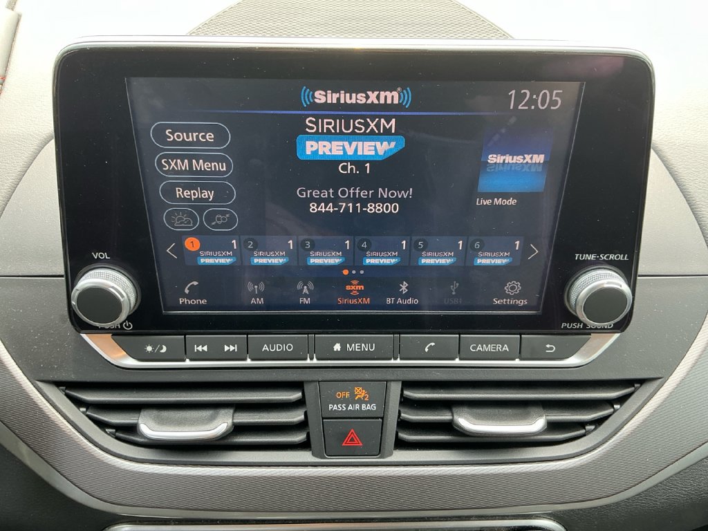 Used 2024 Nissan Altima 2.5 SR FWD image 18