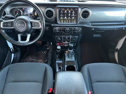 Used 2022 Jeep Wrangler Unlimited Rubicon 4xe w/ Steel Bumper Group image 14