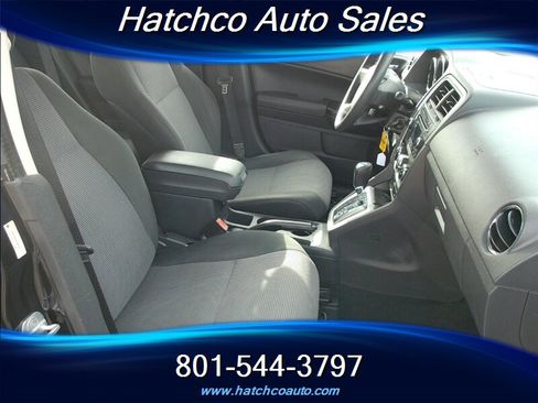 Used 2010 Dodge Caliber Mainstreet w/ Driver Convenience Group image 22