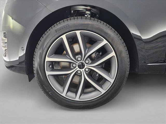New 2026 Land Rover Range Rover Long Wheelbase SE AWD/4WD image 10