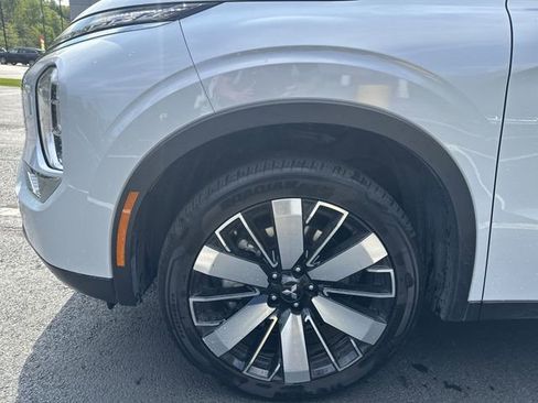 Used 2025 Mitsubishi Outlander SE AWD/4WD image 20