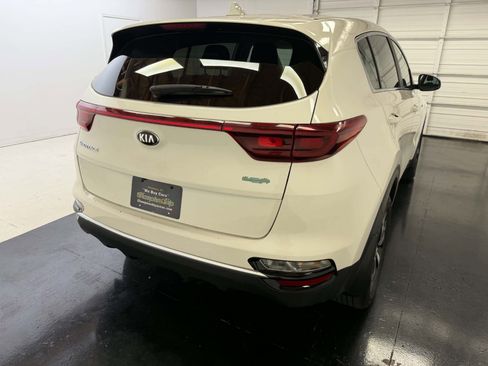 Used 2021 Kia Sportage LX AWD/4WD image 6