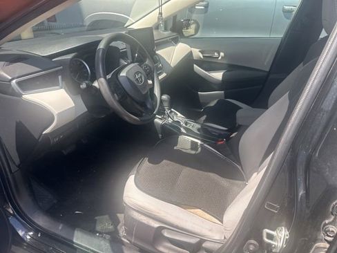 Used 2022 Toyota Corolla LE FWD image 6