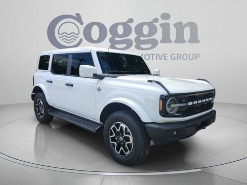 New 2026 Ford Bronco Outer Banks AWD/4WD image 7