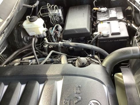 Used 2015 Toyota Tundra SR5 AWD/4WD image 23