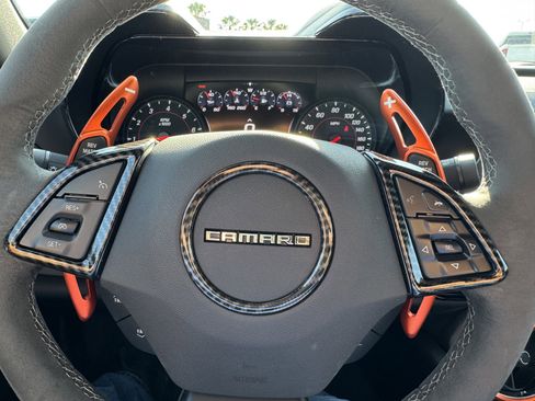 Certified 2021 Chevrolet Camaro SS RWD image 20