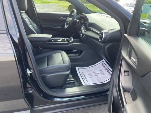 Used 2026 Chevrolet Equinox LT w/ Convenience Package II AWD/4WD image 19