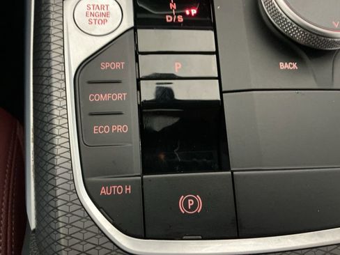 Certified 2025 BMW 430i w/ M Sport Package image 13