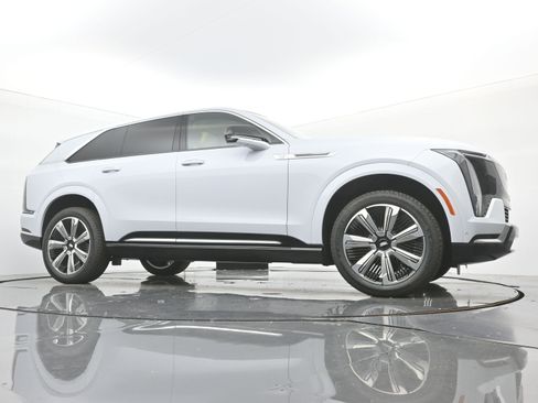 New 2026 Cadillac Escalade IQ Luxury 2 image 21