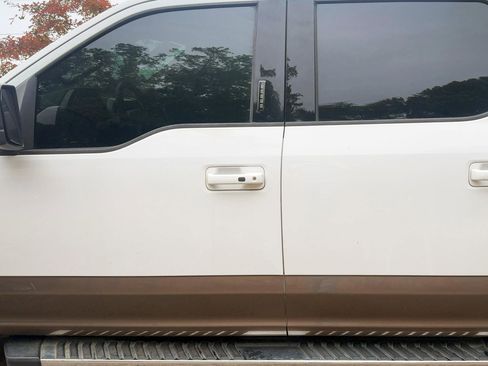 Used 2015 Ford F150 Lariat w/ Equipment Group 501A Mid RWD image 4
