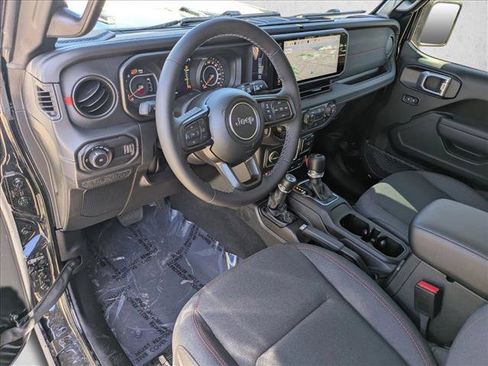 New 2026 Jeep Wrangler Unlimited Rubicon w/ Technology Group image 3