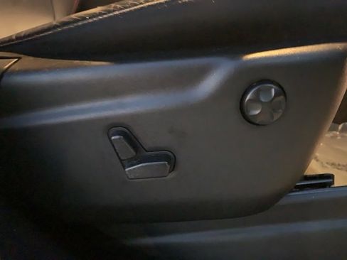 Used 2024 Dodge Durango GT image 25