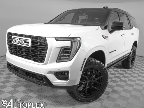 Used 2026 GMC Yukon Denali w/ Sun & Power Step Package AWD/4WD image 1