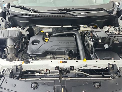 Used 2024 Chevrolet Equinox LS w/ LS Convenience Package FWD image 16