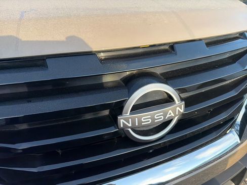 Used 2025 Nissan Pathfinder Platinum w/ Cargo Package FWD image 18