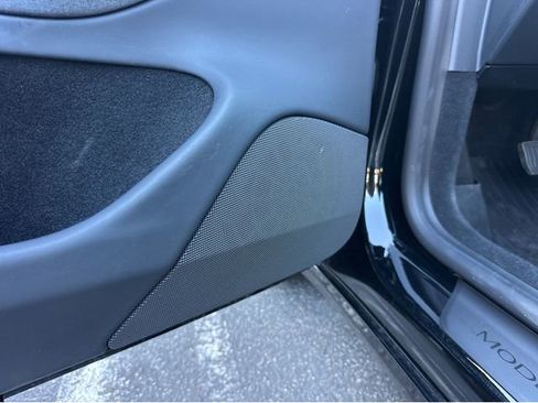 Used 2024 Tesla Model 3 Standard Range image 32