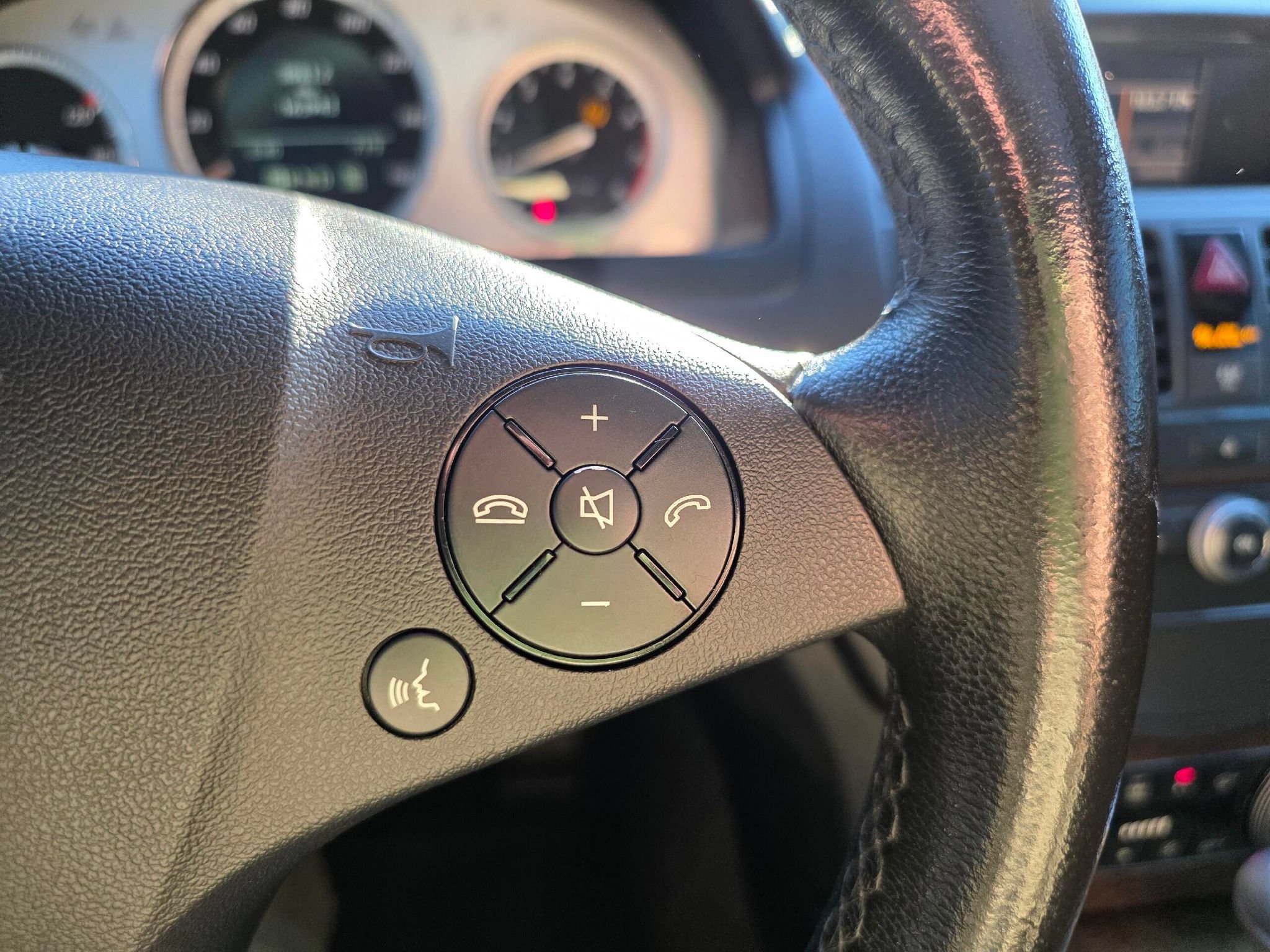 Used 2008 Mercedes-Benz C 350 Sport image 20