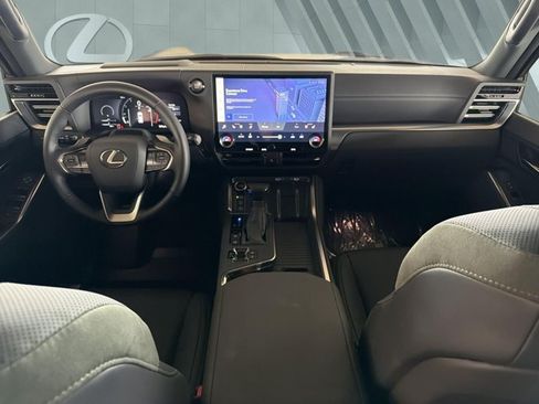 Certified 2026 Lexus GX 550 AWD/4WD image 13