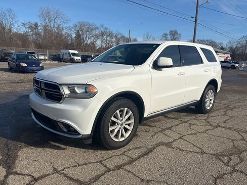 Used 2019 Dodge Durango SXT w/ 3rd Row Seating Group image 1