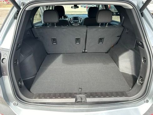 Used 2024 Chevrolet Equinox LT image 30