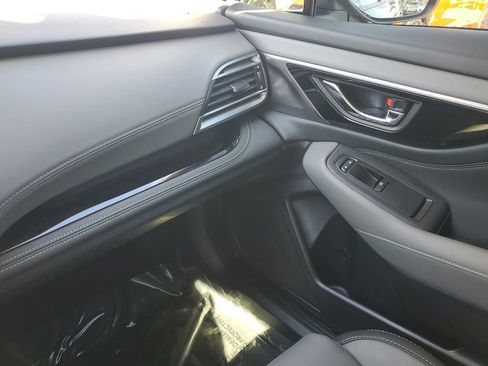 Used 2023 Subaru Outback Onyx Edition image 19