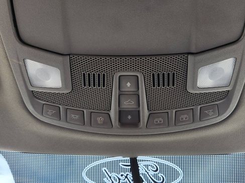 Used 2018 Ford F150 XLT w/ Equipment Group 302A Luxury AWD/4WD image 26