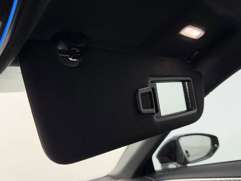 Used 2022 Audi A8 L 3.0T w/ Executive Package image 31