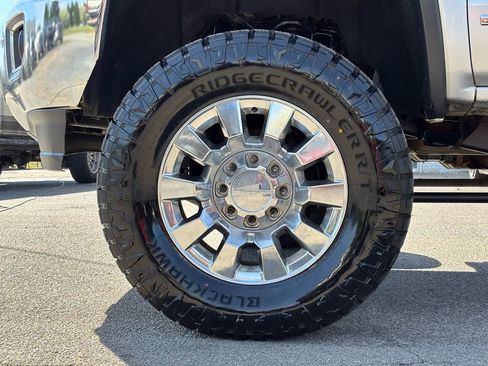 Used 2019 GMC Sierra 2500 SLT w/ Duramax Plus Package image 15