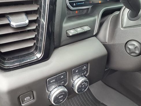 Used 2024 GMC Sierra 1500 AT4X w/ AT4X AEV Edition AWD/4WD image 18