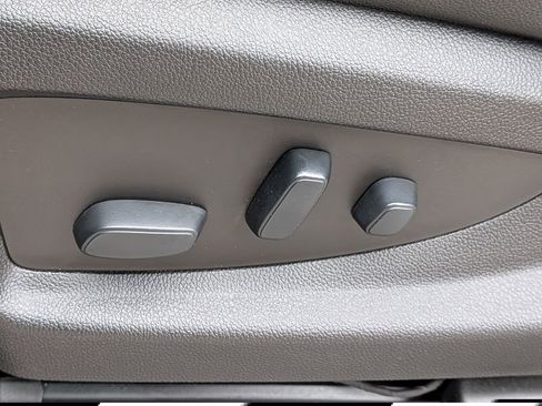 Used 2018 Chevrolet Silverado 1500 LTZ w/ Texas Edition image 20