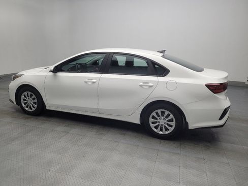 Used 2021 Kia Forte FE image 3