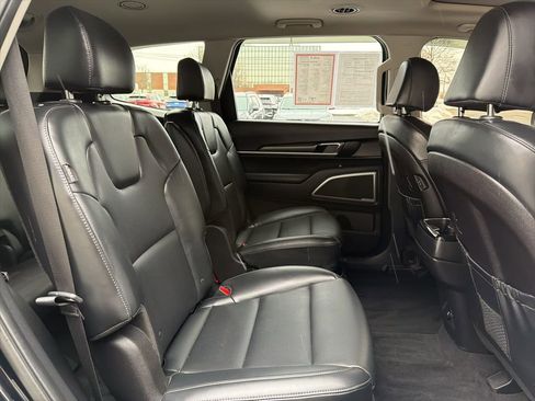 Certified 2024 Kia Telluride S w/ S Sunroof Package image 14