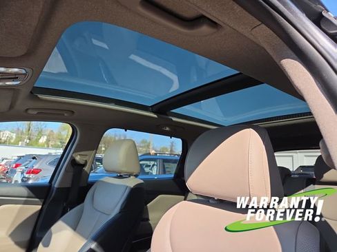Used 2019 Hyundai Santa Fe Limited FWD image 13