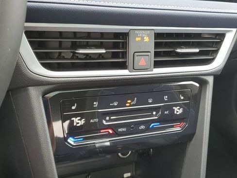New 2026 Volkswagen Taos SEL image 29