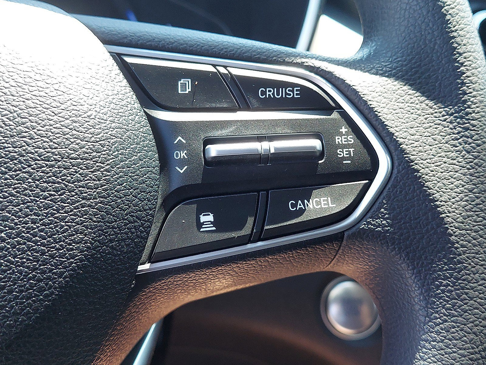 Used 2020 Hyundai Santa Fe SEL AWD/4WD image 20